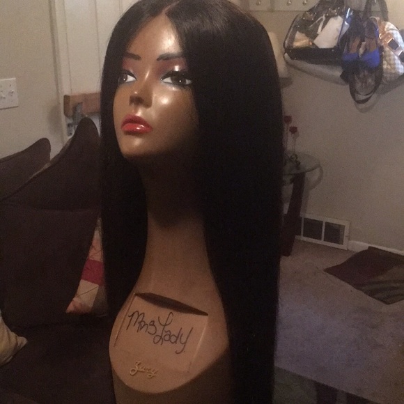 Human hair wig 20,22 w/ lace closure $250 or b/o - Picture 1 of 8